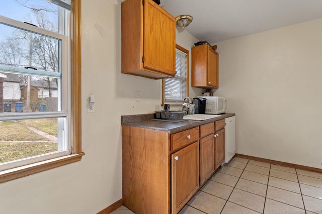 842 24th Avenue SE, Minneapolis, MN 55414