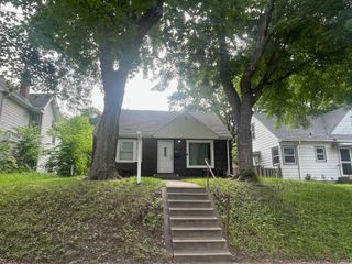 842 24th Avenue SE, Minneapolis, MN 55414
