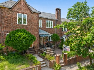 8244 167th Street, Jamaica, NY 11432