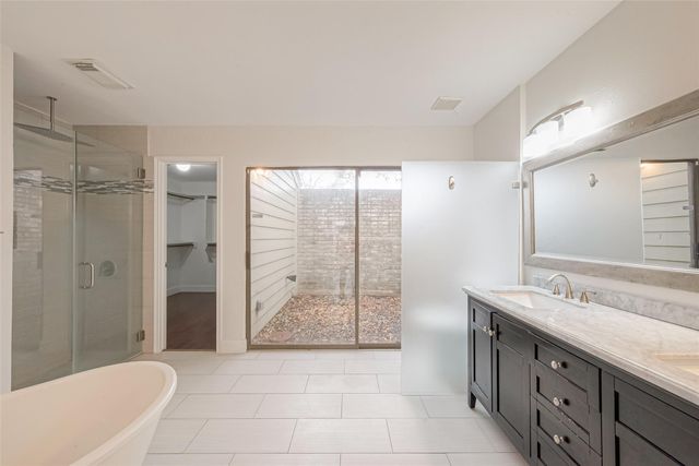 12127 Carriage Hill Drive, Houston, TX 77077