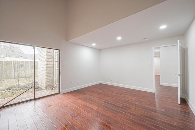12127 Carriage Hill Drive, Houston, TX 77077