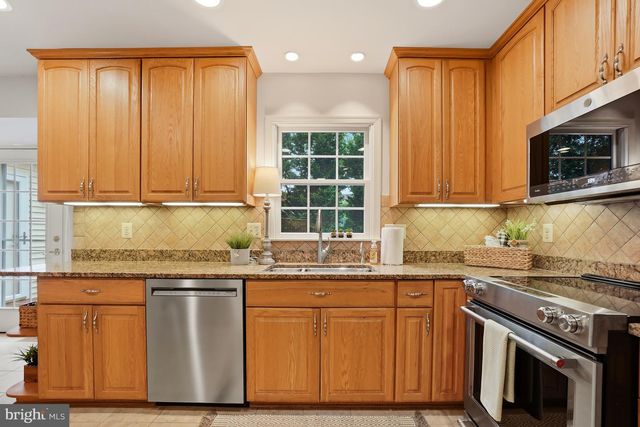 10159 WOODBURY DR, Manassas, VA 20109