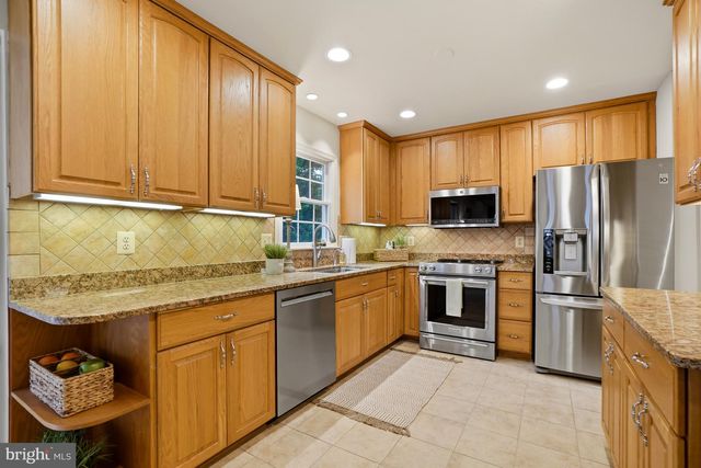 10159 WOODBURY DR, Manassas, VA 20109