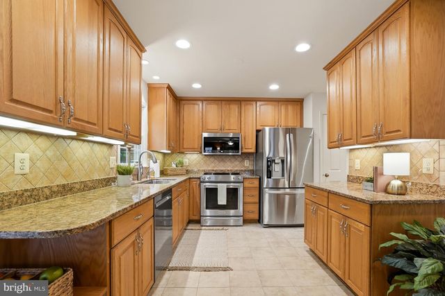 10159 WOODBURY DR, Manassas, VA 20109