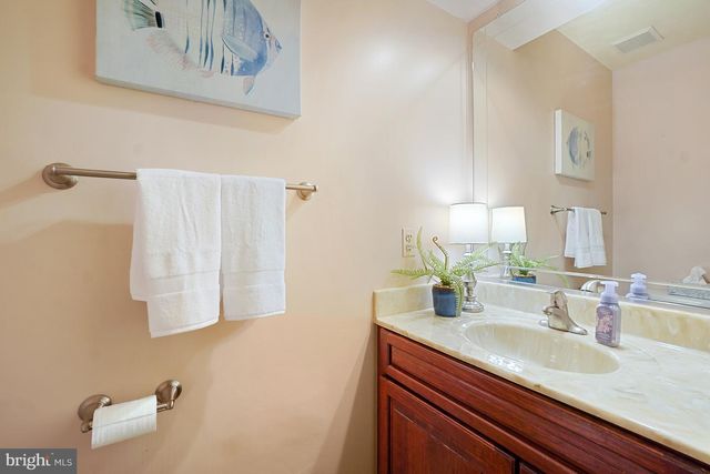 10159 WOODBURY DR, Manassas, VA 20109