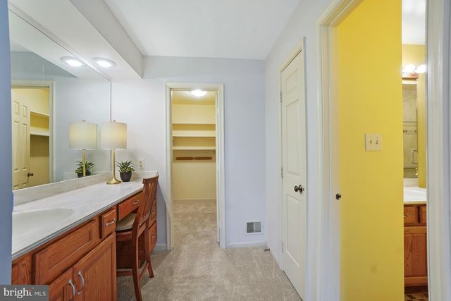 10159 WOODBURY DR, Manassas, VA 20109