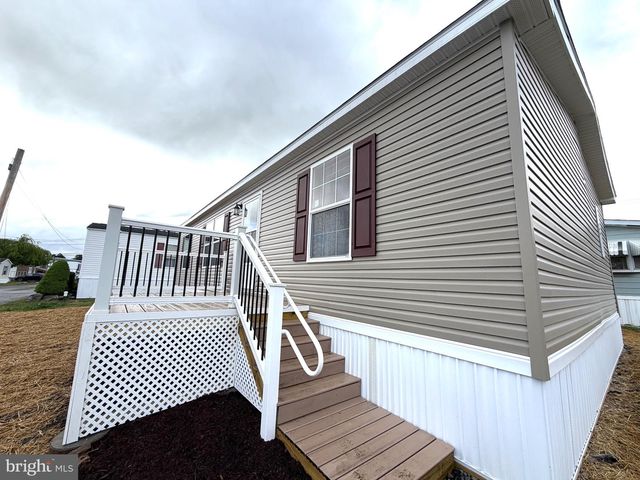 12 KING LANE, Schuylkill Haven, PA 17972