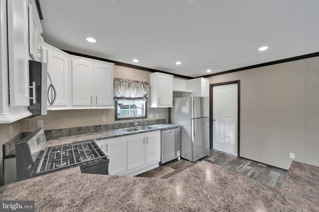 12 KING LANE, Schuylkill Haven, PA 17972