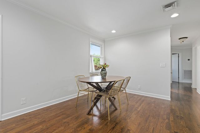 6305 Saint Henry Dr, Nashville, TN 37205