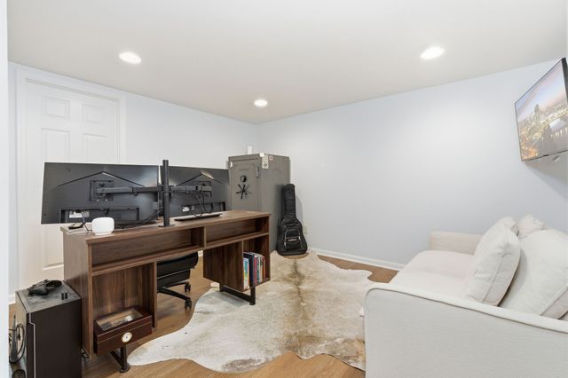 6305 Saint Henry Dr, Nashville, TN 37205
