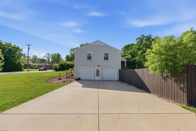6305 Saint Henry Dr, Nashville, TN 37205