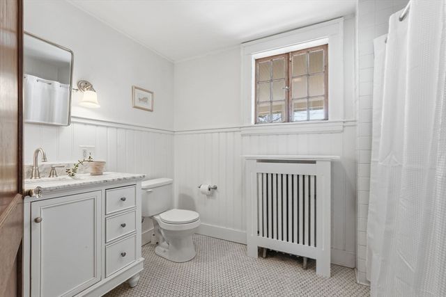 4 School St, Northampton, MA 01060