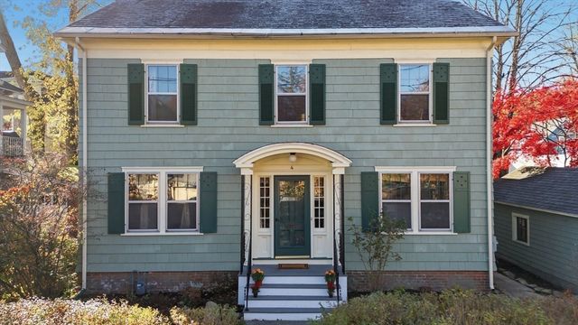 4 School St, Northampton, MA 01060