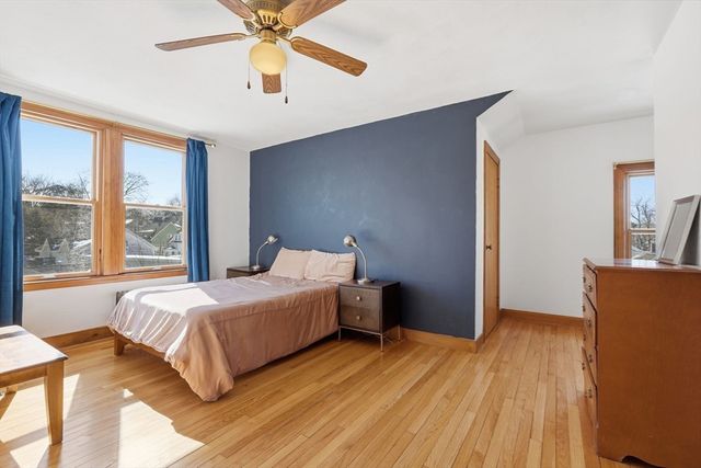 4 School St, Northampton, MA 01060