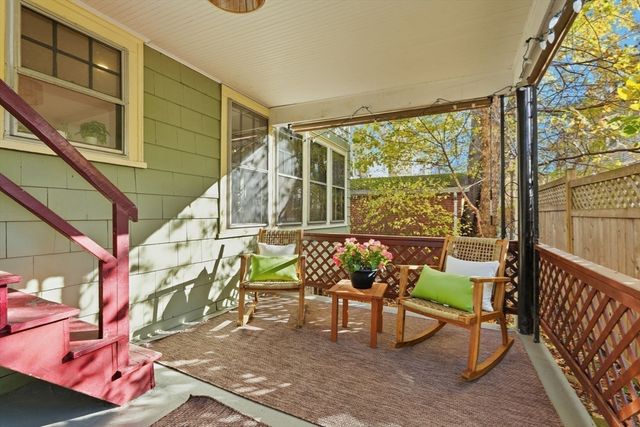 4 School St, Northampton, MA 01060