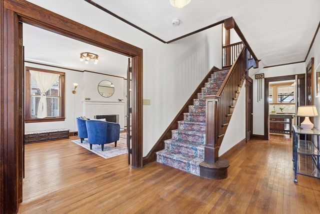 4 School St, Northampton, MA 01060