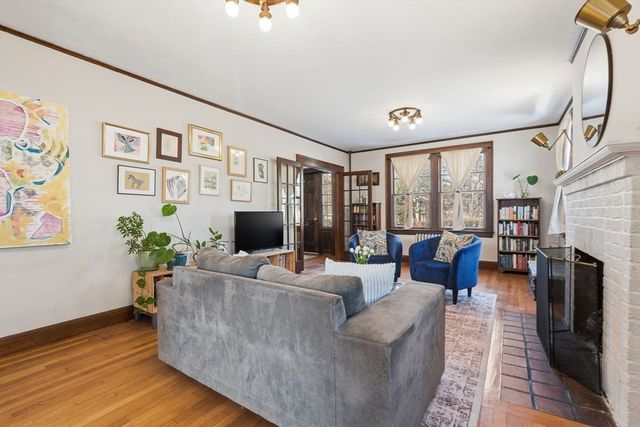 4 School St, Northampton, MA 01060