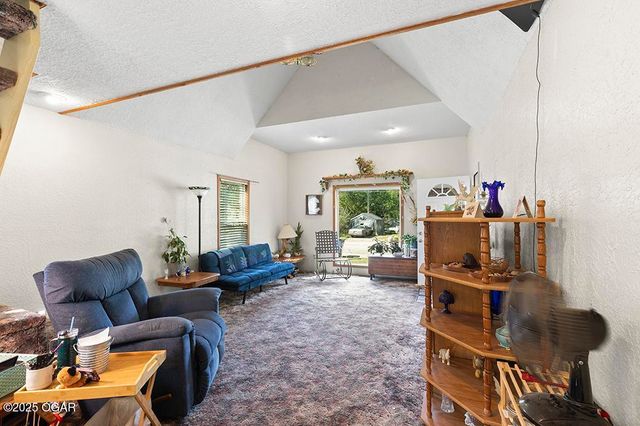 204 Cross Street, Sarcoxie, MO 64862