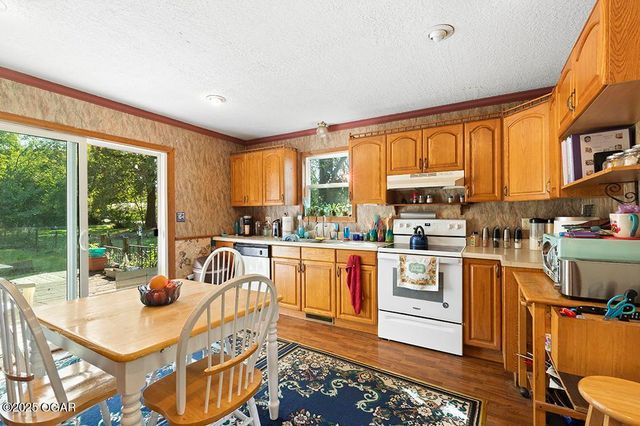 204 Cross Street, Sarcoxie, MO 64862