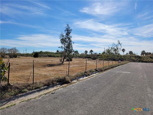 Lots 18-25 S Arch Street, Aransas Pass, TX 78336