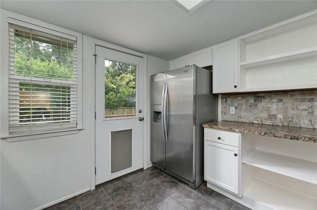5616 S Oak BLVD B, Austin, TX 78735