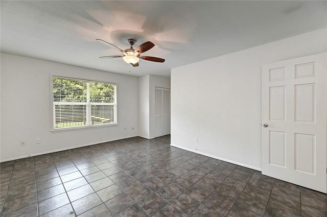 5616 S Oak BLVD B, Austin, TX 78735