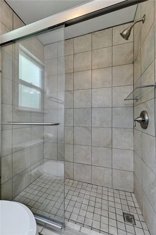 5616 S Oak BLVD B, Austin, TX 78735