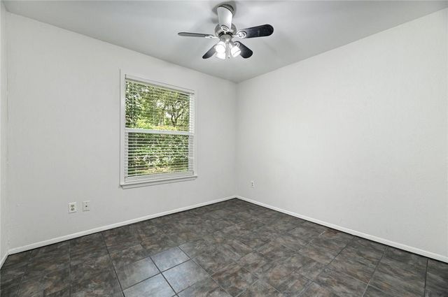 5616 S Oak BLVD B, Austin, TX 78735