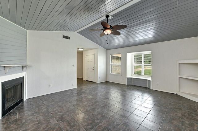 5616 S Oak BLVD B, Austin, TX 78735