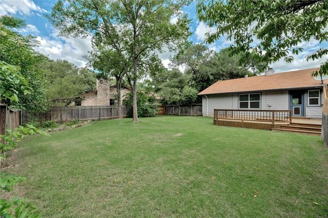 5616 S Oak BLVD B, Austin, TX 78735