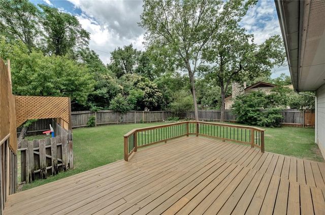 5616 S Oak BLVD B, Austin, TX 78735