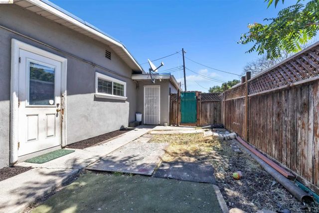 2631 Mayfair Ave, Concord, CA 94520