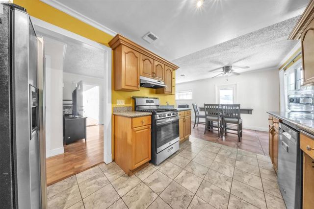 2631 Mayfair Ave, Concord, CA 94520