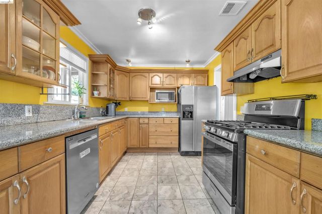 2631 Mayfair Ave, Concord, CA 94520