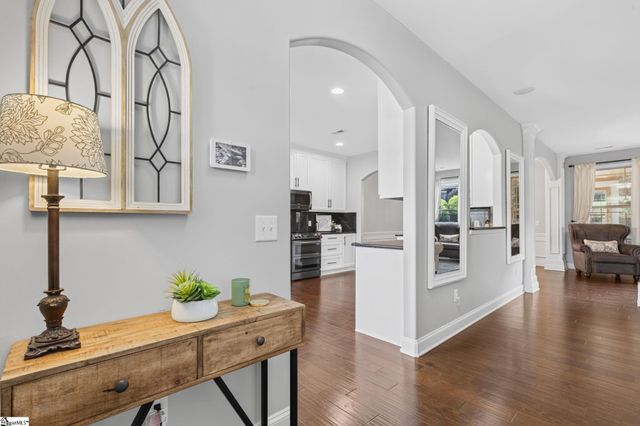 218 Willowgreen Way, Greer, SC 29651