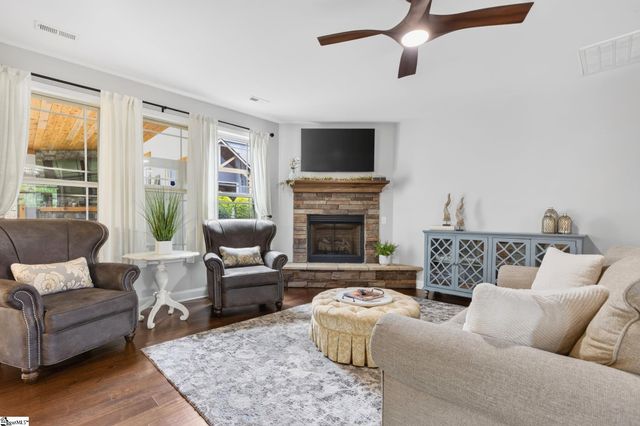 218 Willowgreen Way, Greer, SC 29651