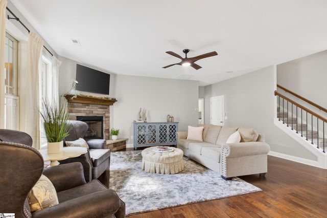 218 Willowgreen Way, Greer, SC 29651