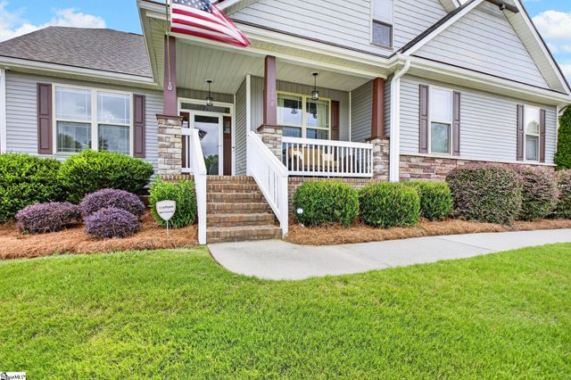 218 Willowgreen Way, Greer, SC 29651