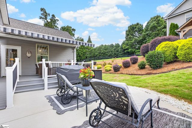 218 Willowgreen Way, Greer, SC 29651
