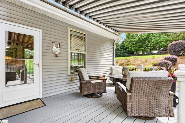 218 Willowgreen Way, Greer, SC 29651