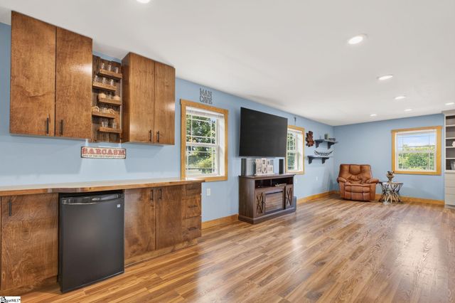 218 Willowgreen Way, Greer, SC 29651