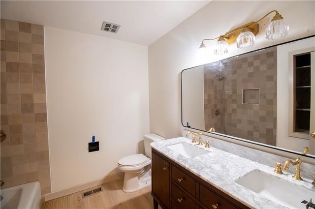 3415 Trail Road, Lawrence, KS 66049