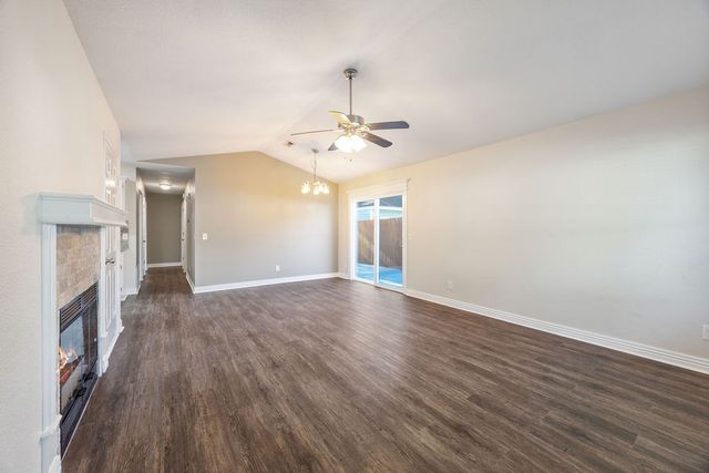 9 Brookhollow Place, Bentonville, AR 72712