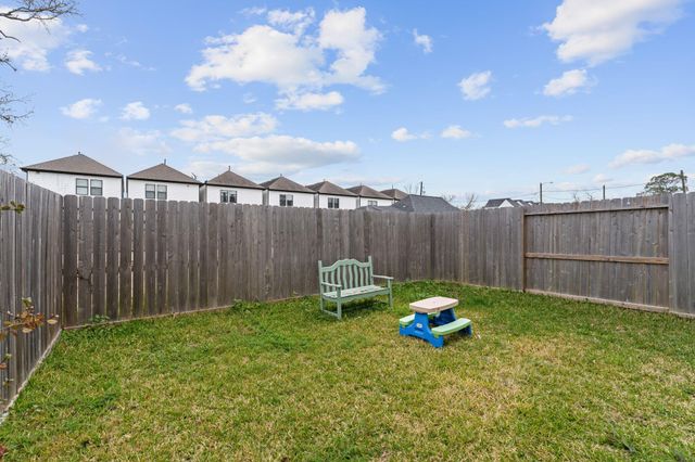 4862 Brinkman Street, Houston, TX 77018