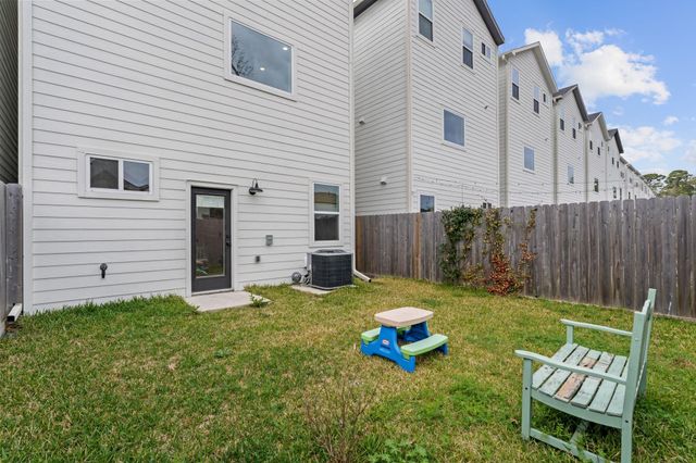 4862 Brinkman Street, Houston, TX 77018