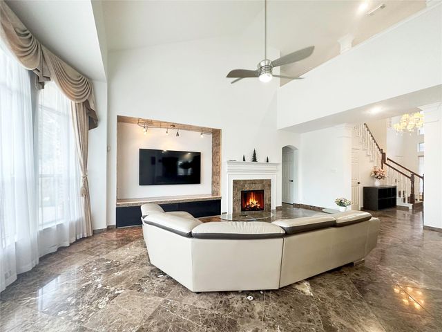 12114 Saybrook Point Lane, Tomball, TX 77375