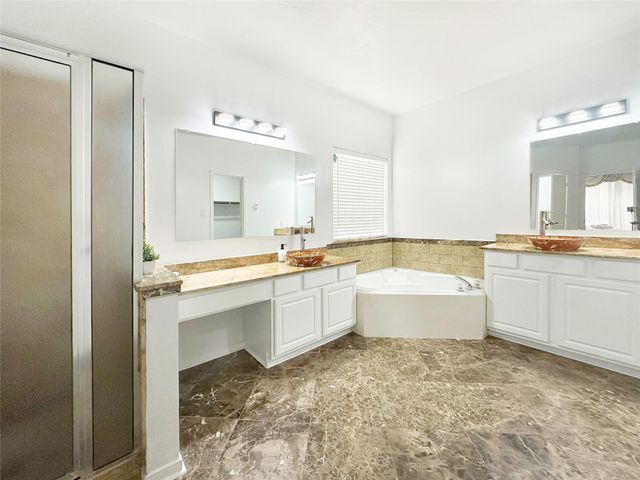 12114 Saybrook Point Lane, Tomball, TX 77375