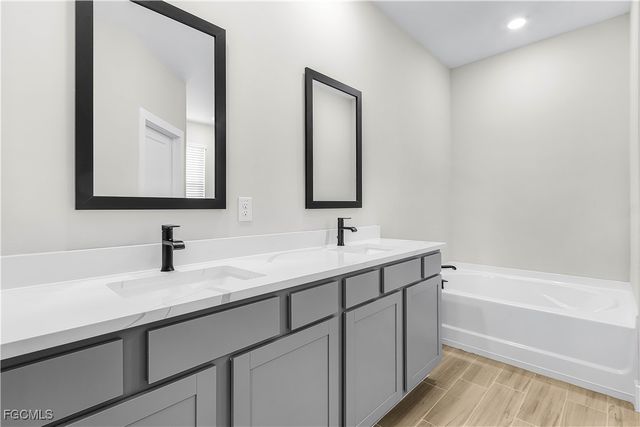 4113 SW 8th CT, Cape Coral, FL 33914