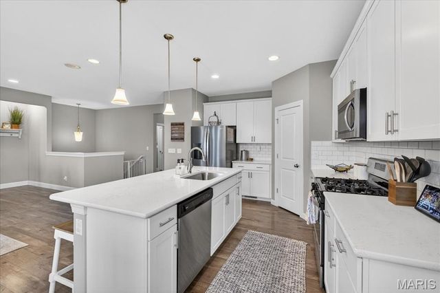 4014 Riverdell Drive, Wentzville, MO 63385