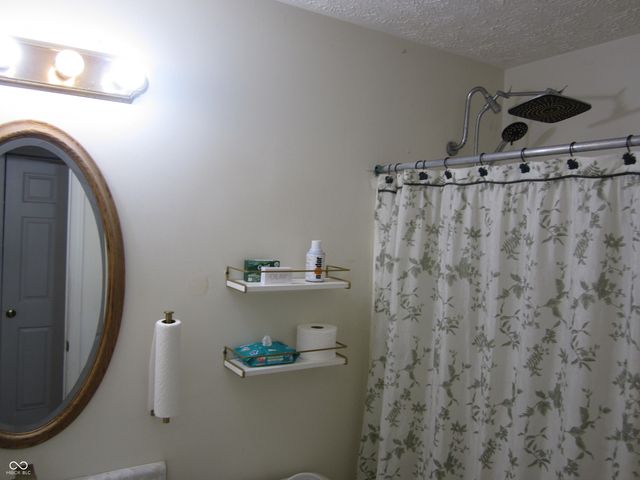 5269 Thrasher Drive, Indianapolis, IN 46254